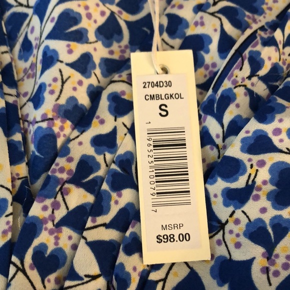 Womens blouse by Max Studio - Picture 4 of 5